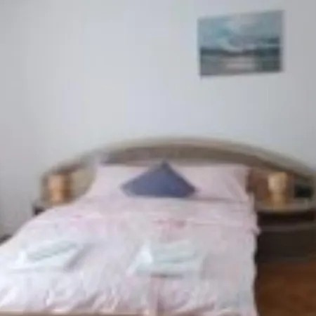 House With Pool And Sea View * 메타이나