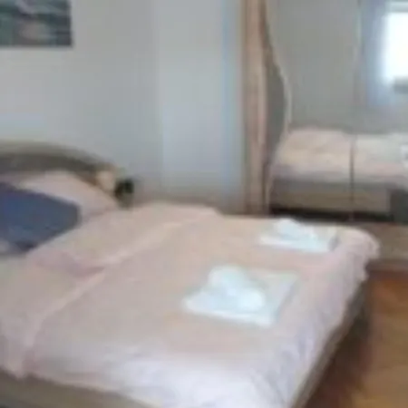 Apartman House With Pool And Sea View